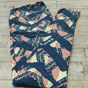 *BRAND NEW*LuLaRoe TC Leggings